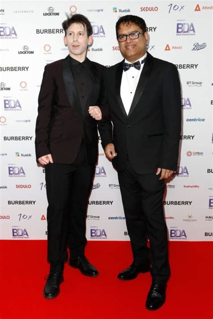 Who's Paul Sinha's Mysterious Partner?